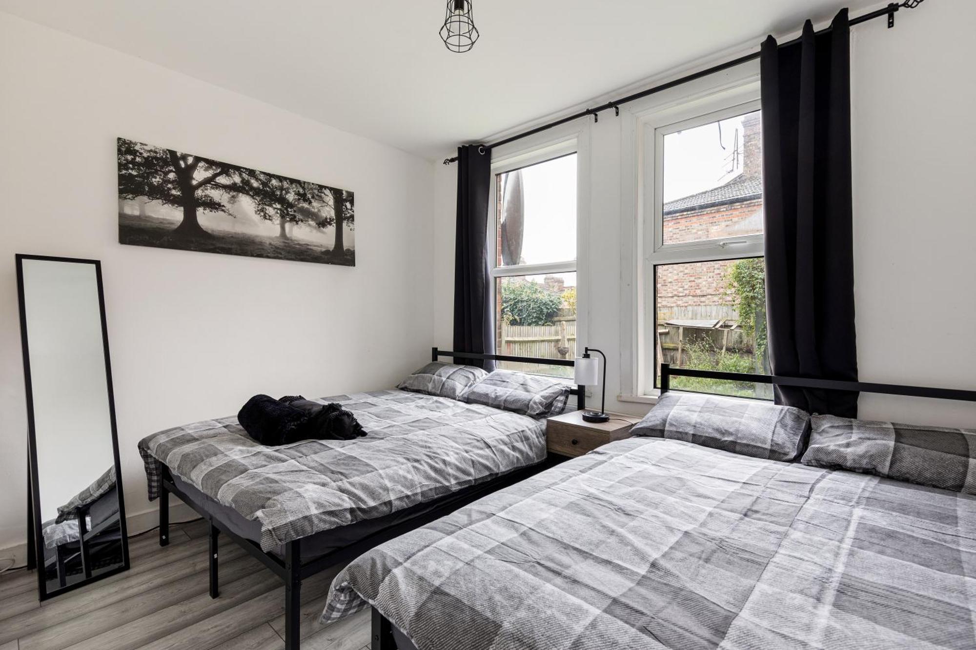 Beautifully Modern 2-Bed Apartment W/Garden Londyn Zewnętrze zdjęcie